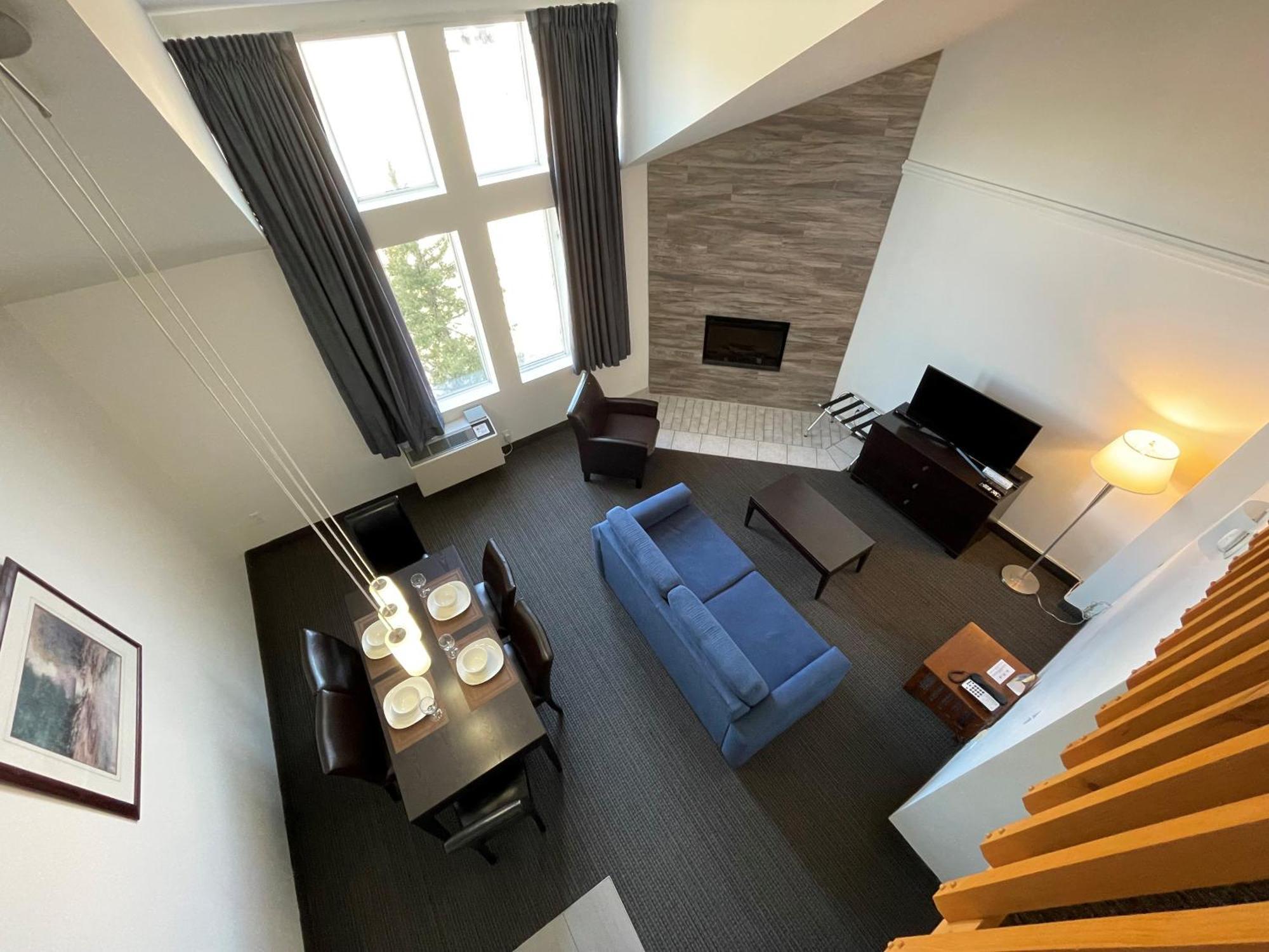 Hotel Vacances Tremblant Мон-Трамблан Экстерьер фото