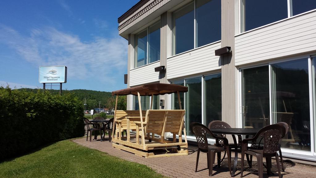 Hotel Vacances Tremblant Мон-Трамблан Экстерьер фото