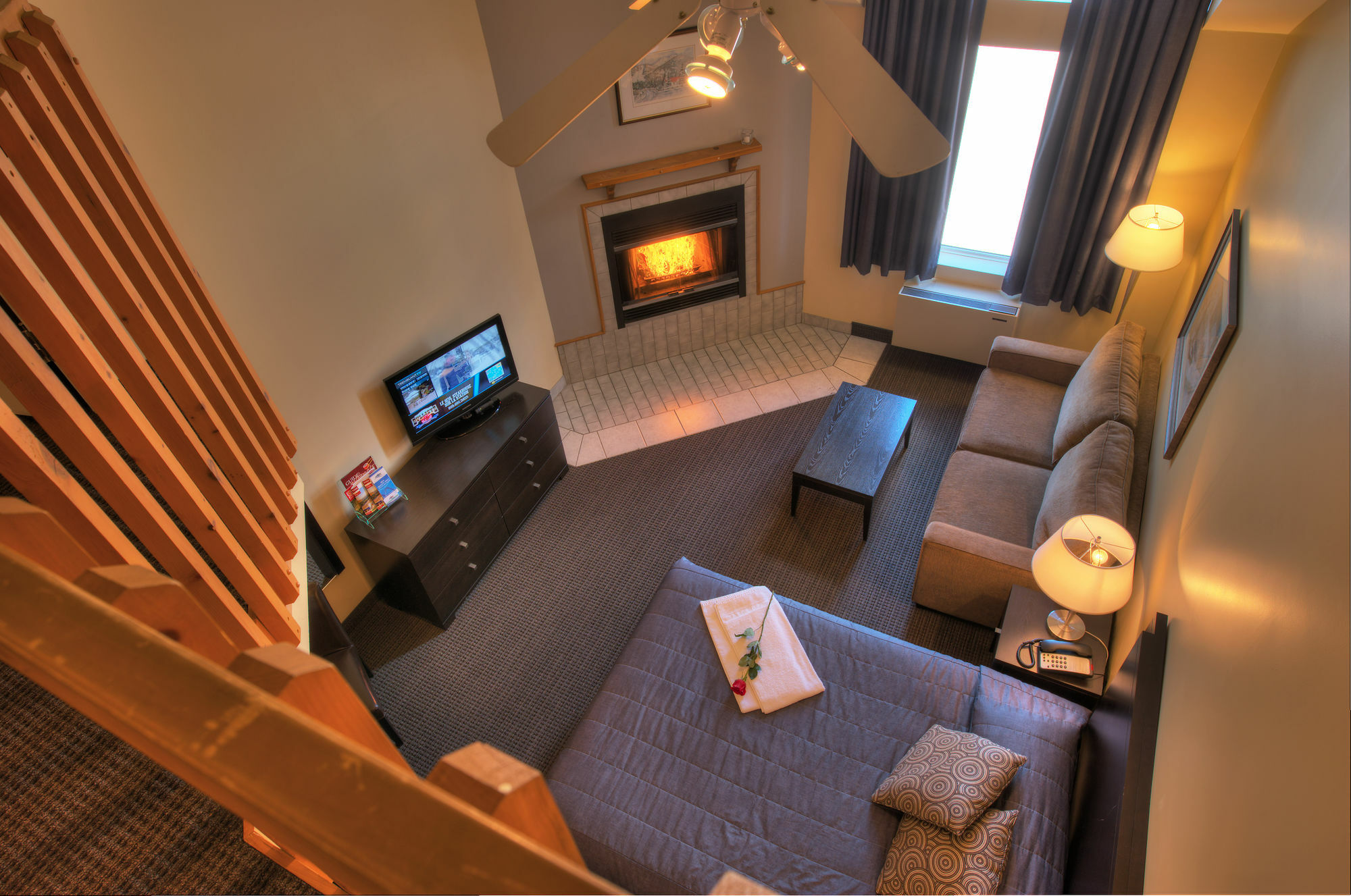 Hotel Vacances Tremblant Мон-Трамблан Экстерьер фото