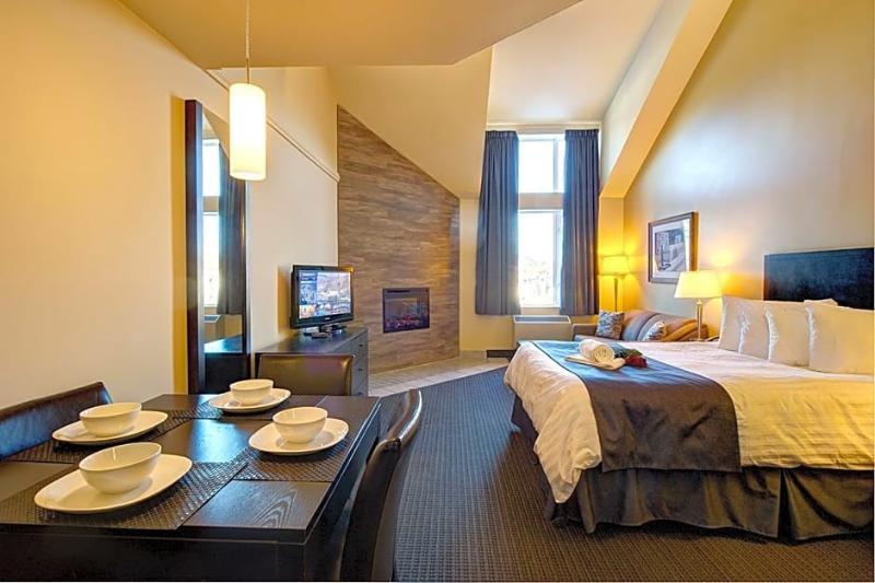 Hotel Vacances Tremblant Мон-Трамблан Экстерьер фото